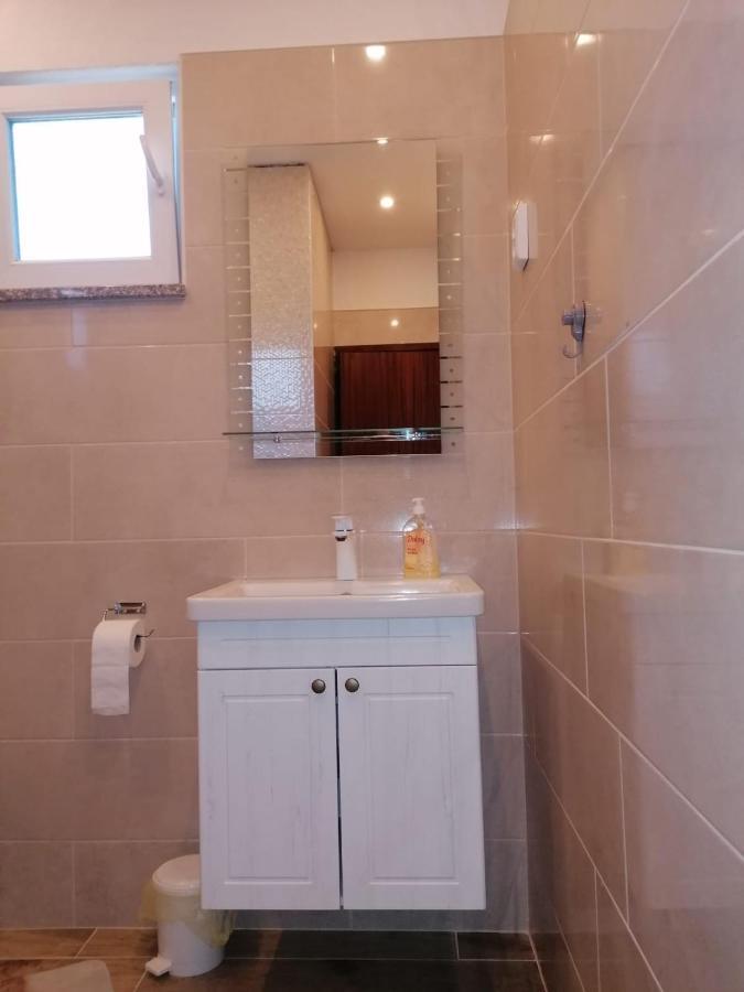 Apartmani Valerija I Joso Bibinje Extérieur photo