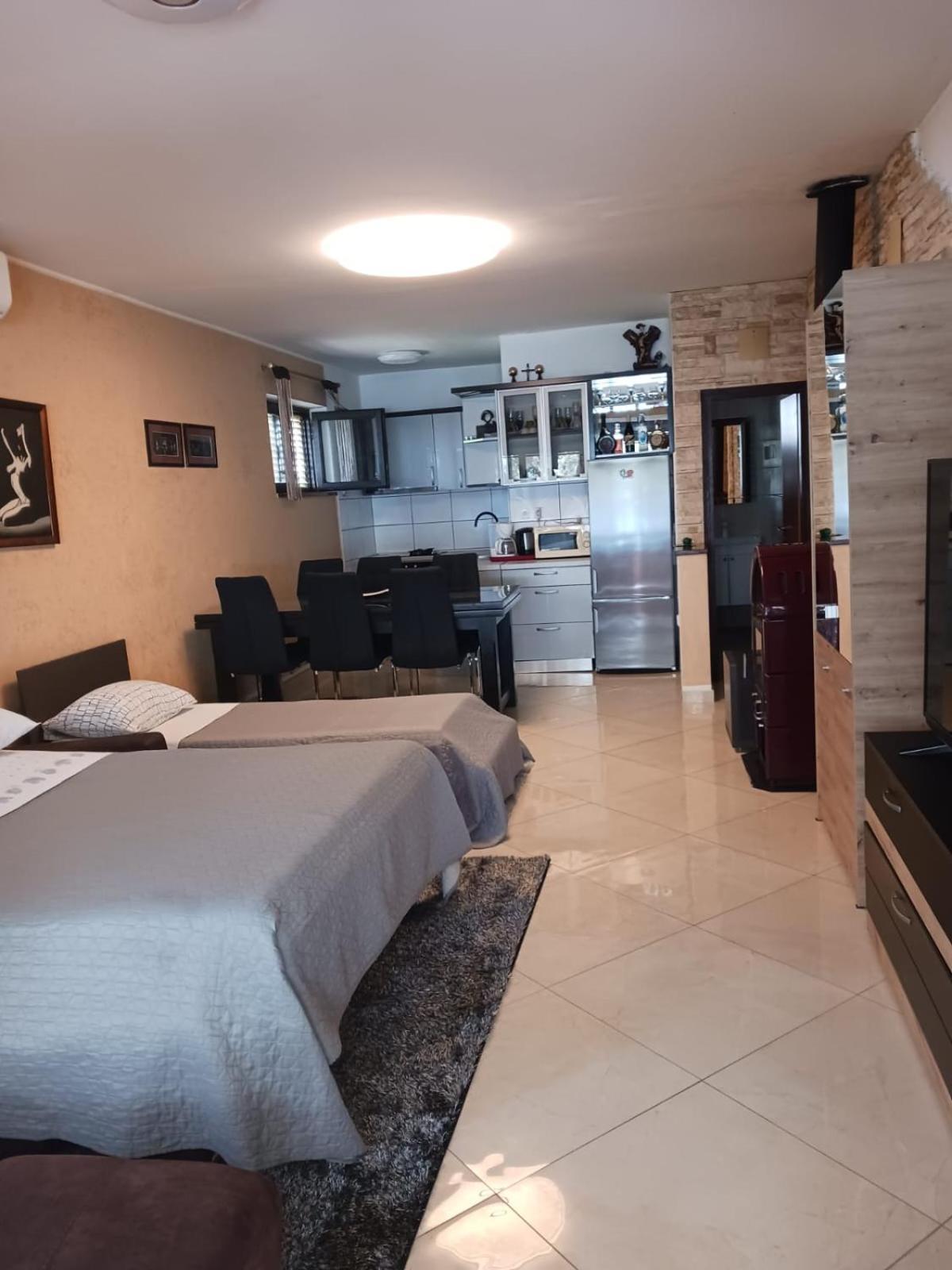Apartmani Valerija I Joso Bibinje Chambre photo